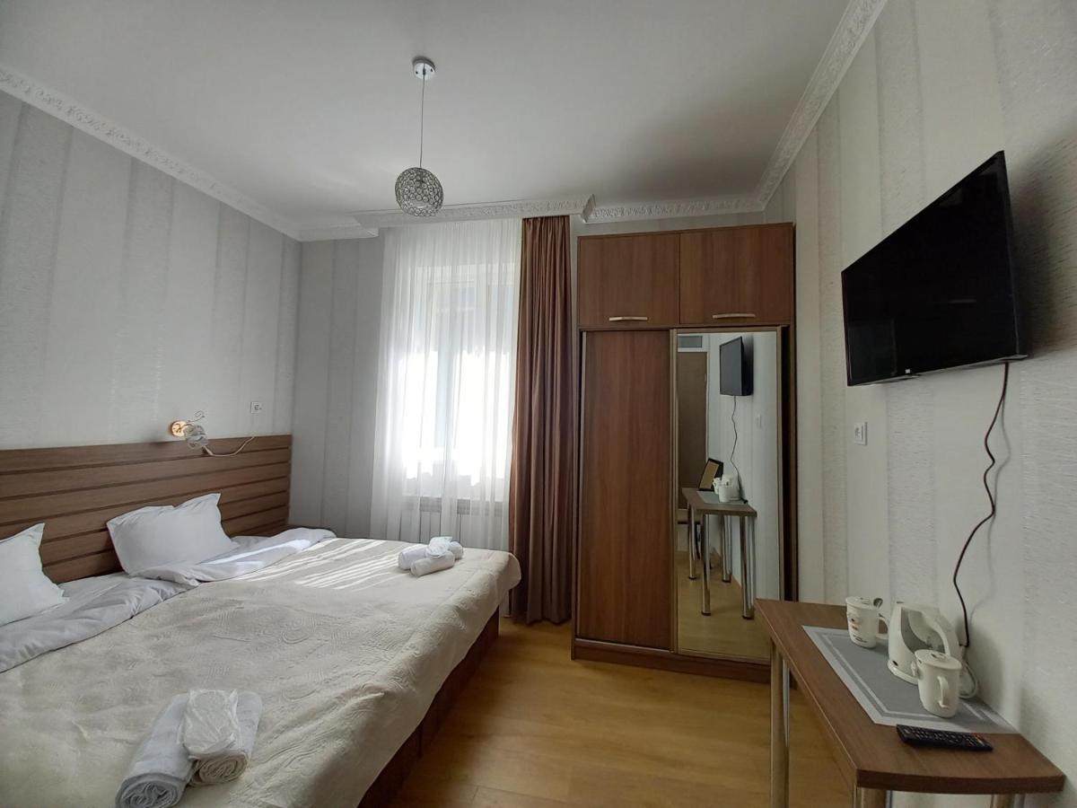 Mountain Heart Bed & Breakfast Kazbegi Dış mekan fotoğraf